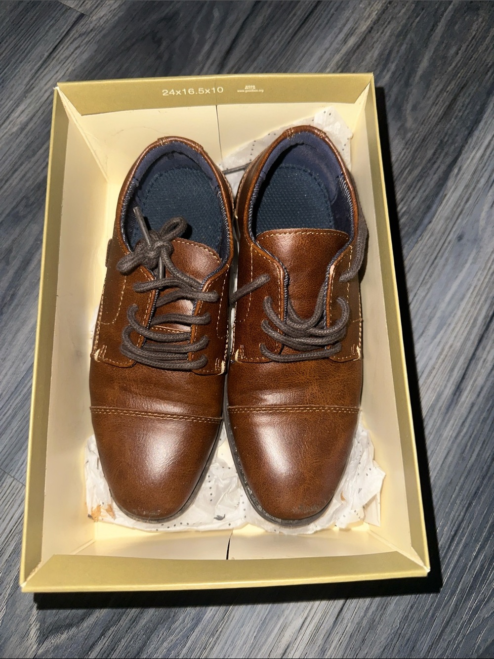 American Eagle Outfitters Brown Leather Lace-Up Oxfords